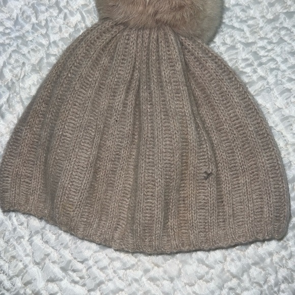 Restoration Hardware Taupe Knit Hat with Faux Fur Pom - Picture 2 of 4